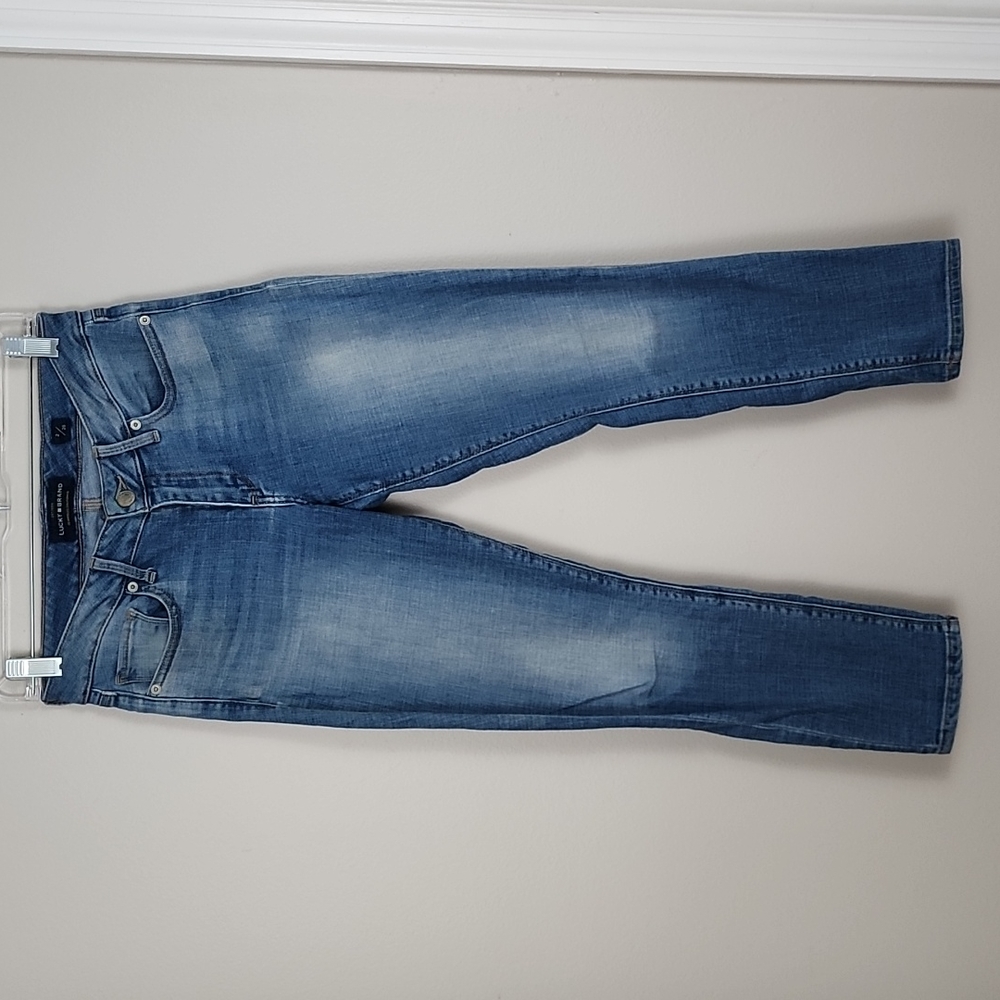 Sz2/26 Lucky Brand Medium Wash Lolita Cropped Jeans